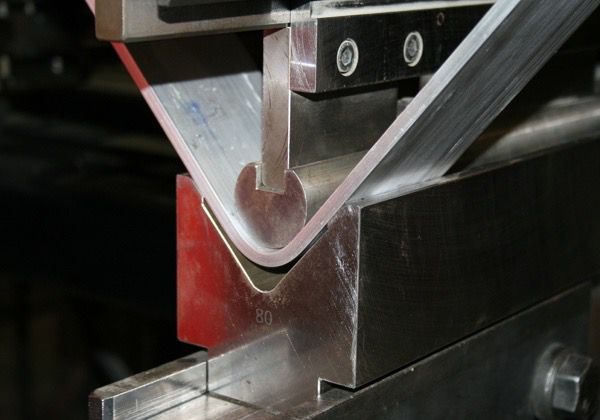 Strenx yüksek dayanımlı çelik plaka ve metal üretim uygulaması